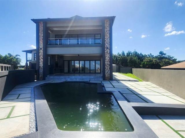 4 Bedroom House in Shelly Beach