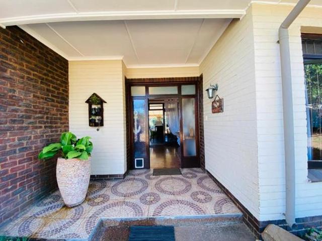 4 Bedroom House in Shelly Beach
