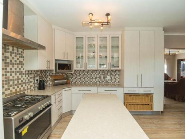 4 Bedroom House in Sherwood
