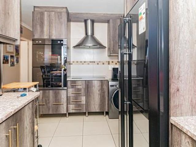 4 Bedroom House in Silwood Heights