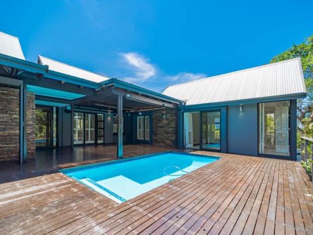 4 Bedroom House in Simbithi Estate