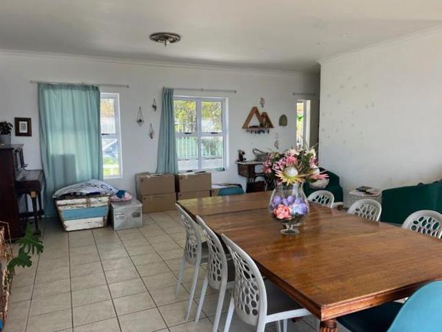 4 Bedroom House in Simon's Kloof
