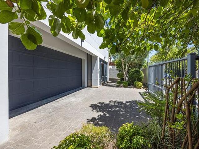 4 Bedroom House in Simonswyk