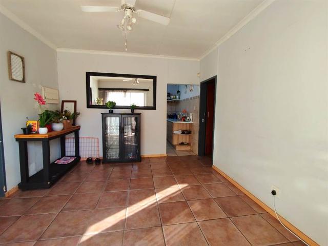 4 Bedroom House in Sinoville