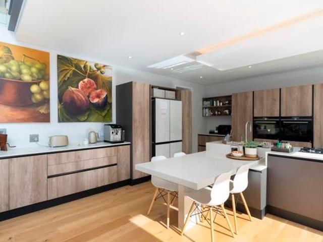 4 Bedroom House in Spanish Farm