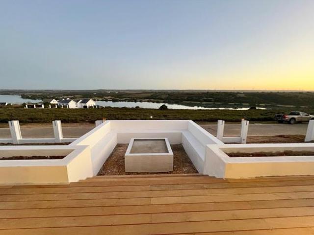 4 Bedroom House in St Francis Bay Village