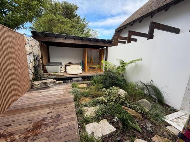 4 Bedroom House in St Francis Bay Canals
