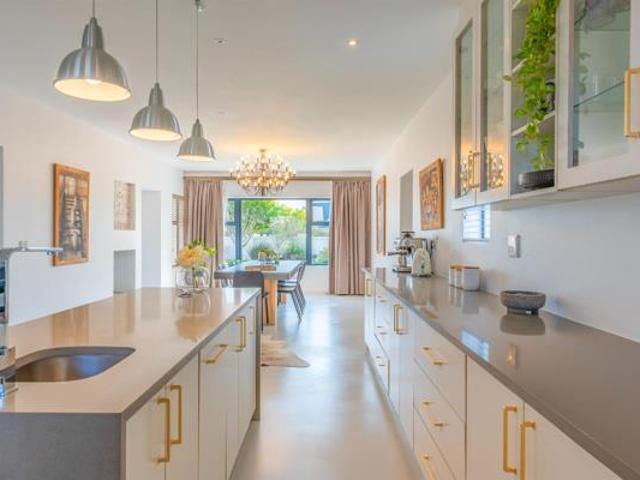 4 Bedroom House in St Francis Links Golf Estate