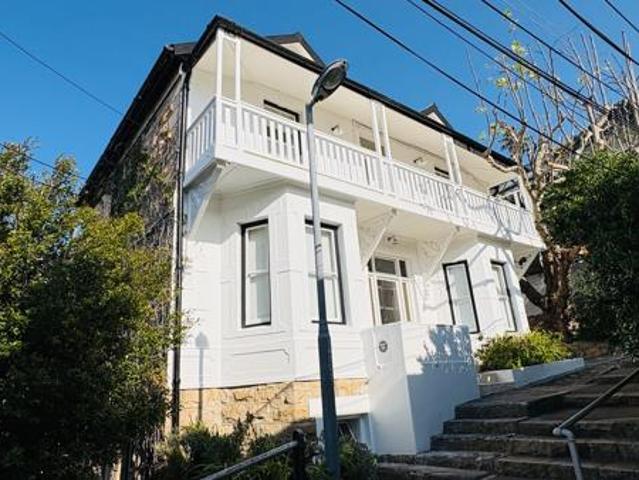 4 Bedroom House in St James