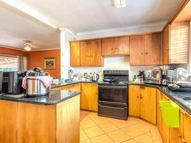 4 Bedroom House in Stellenberg