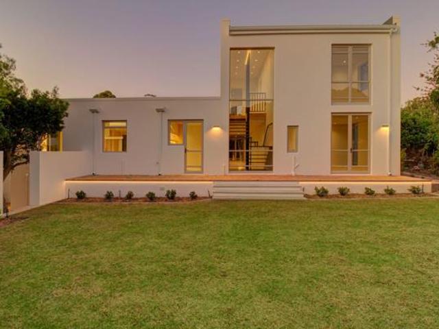 4 Bedroom House in Stellenbosch Central