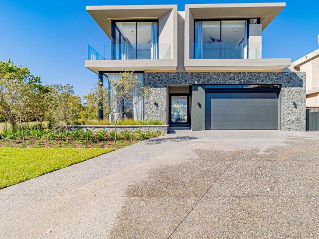 4 Bedroom House in Steyn City