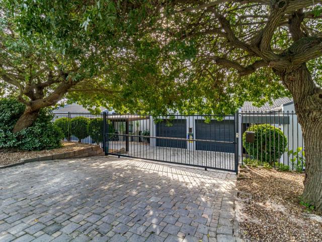 4 Bedroom House in Steynsrust