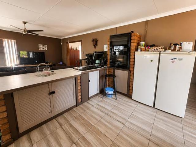 4 Bedroom House in Stilfontein