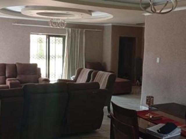 4 Bedroom House in Stilfontein