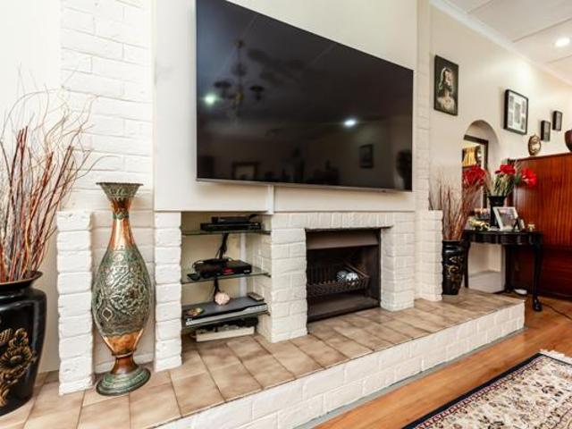 4 Bedroom House in Stirling