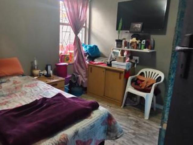 4 Bedroom House in Strandfontein