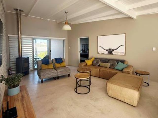 4 Bedroom House in Struisbaai