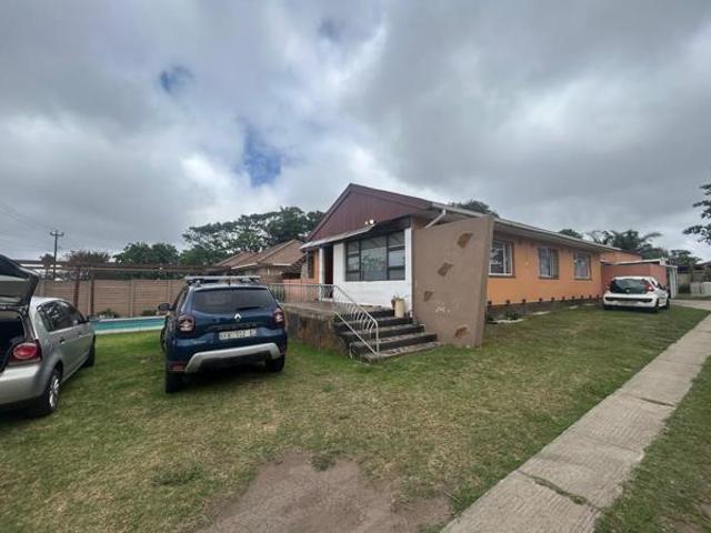 4 Bedroom House in Summerpride