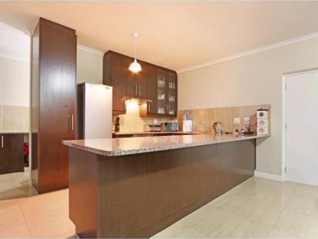 4 Bedroom House in Sunningdale