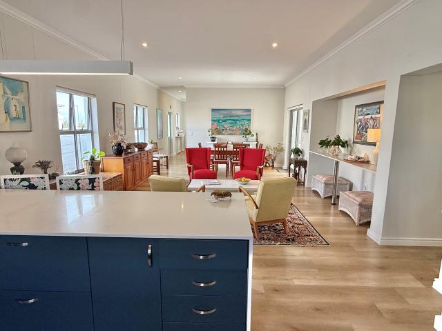 4 Bedroom House in Sunningdale