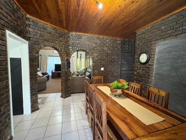 4 Bedroom House in Sunnyridge