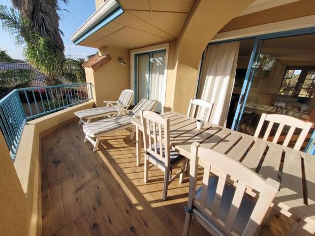 4 Bedroom House in Sunset Beach