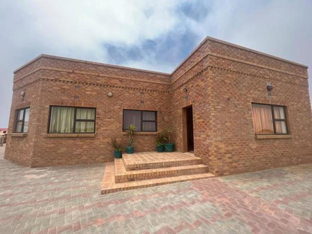 4 Bedroom House in Port Nolloth