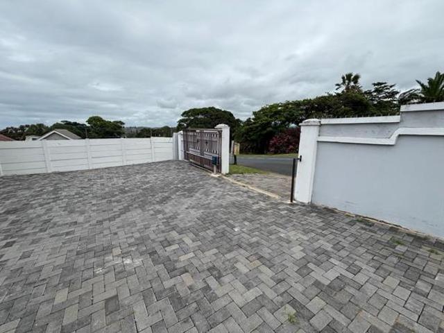 4 Bedroom House in Port Shepstone Central