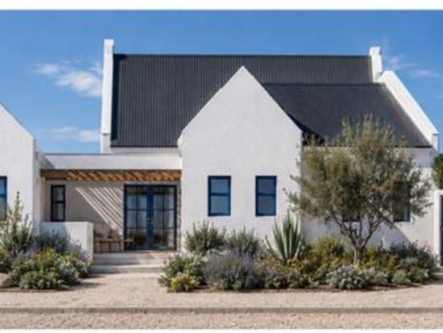 4 Bedroom House in Paternoster