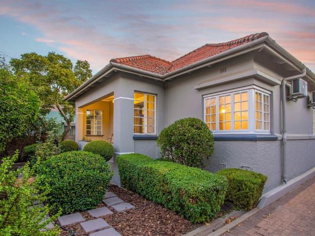 4 Bedroom House in Paarl