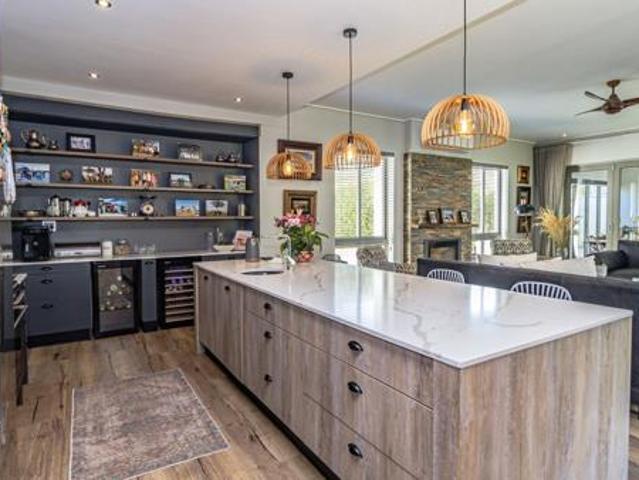 4 Bedroom House in Paarl Central