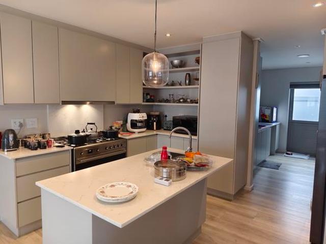 4 Bedroom House in Paarl South