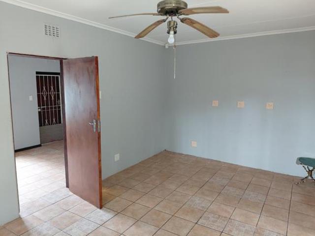 4 Bedroom House in Palm Beach