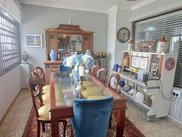 4 Bedroom House in Palm Beach