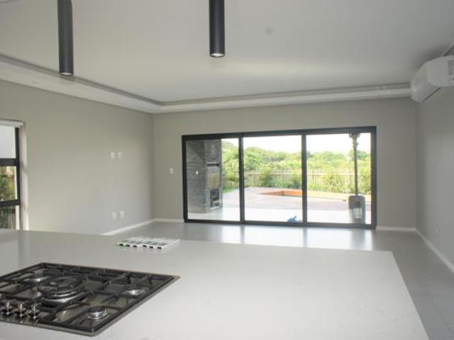 4 Bedroom House in Palm Lakes Estate