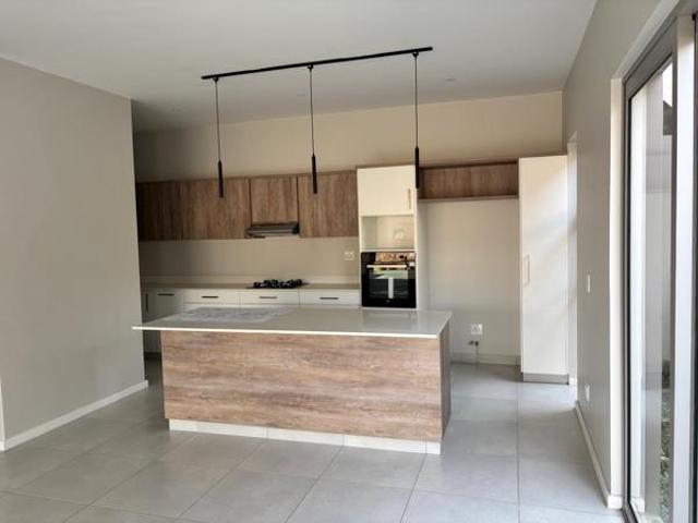 4 Bedroom House in Palm Lakes Estate