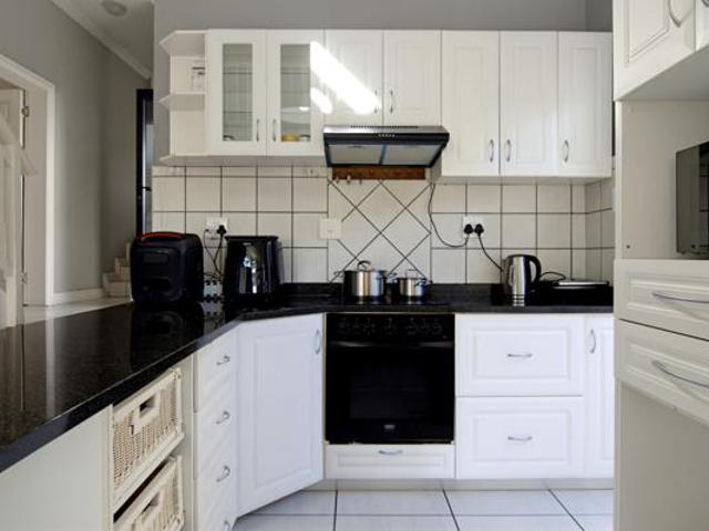 4 Bedroom House in Palm Lakes Estate