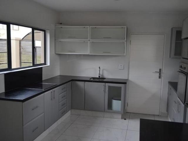 4 Bedroom House in Palm Lakes Estate
