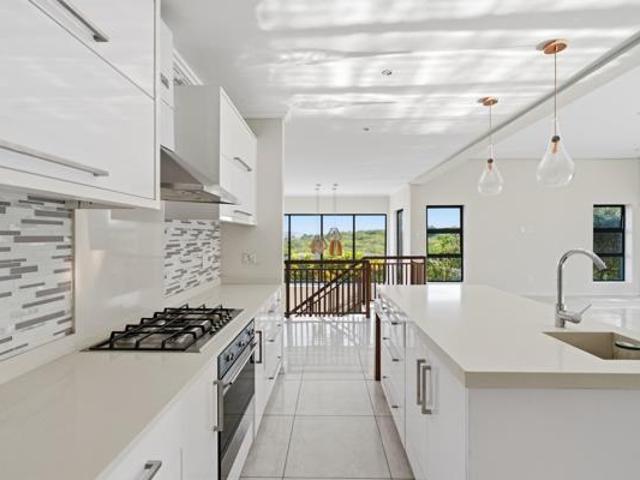4 Bedroom House in Palm Lakes Estate