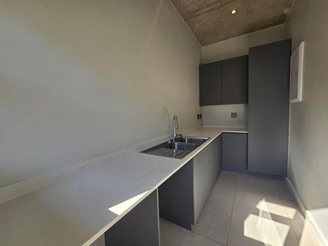 4 Bedroom House in Palm Lakes Estate