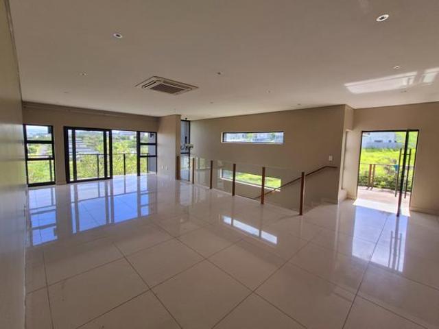 4 Bedroom House in Palm Lakes Estate