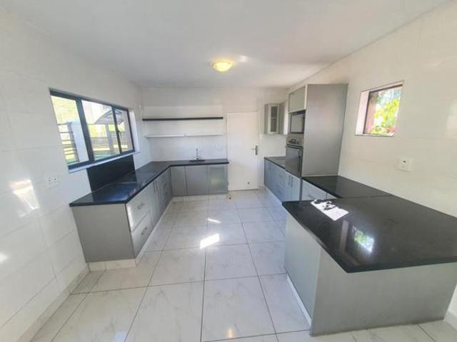 4 Bedroom House in Palm Lakes Estate