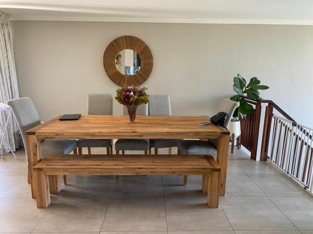 4 Bedroom House in Palm Lakes Estate