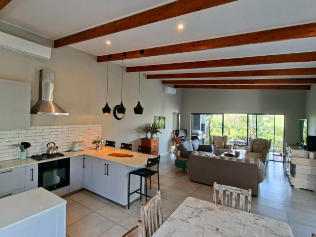 4 Bedroom House in Palm Lakes Estate