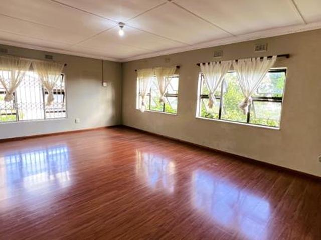 4 Bedroom House in Panorama