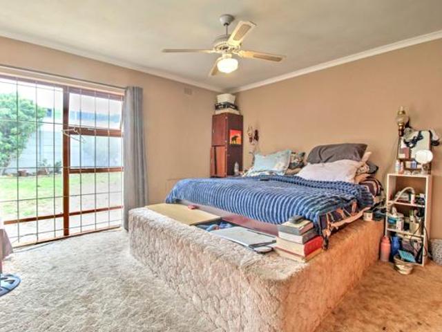 4 Bedroom House in Panorama