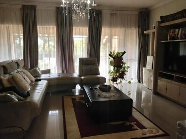 4 Bedroom House in Panorama