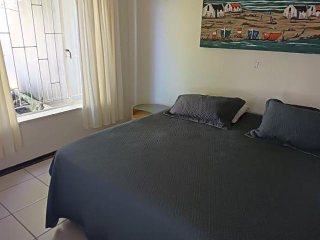4 Bedroom House in Paradise Beach