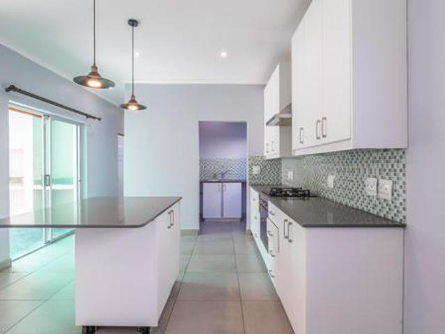 4 Bedroom House in Parklands North